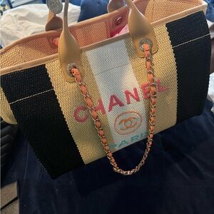 Chanel Black and Cream Women's Bag